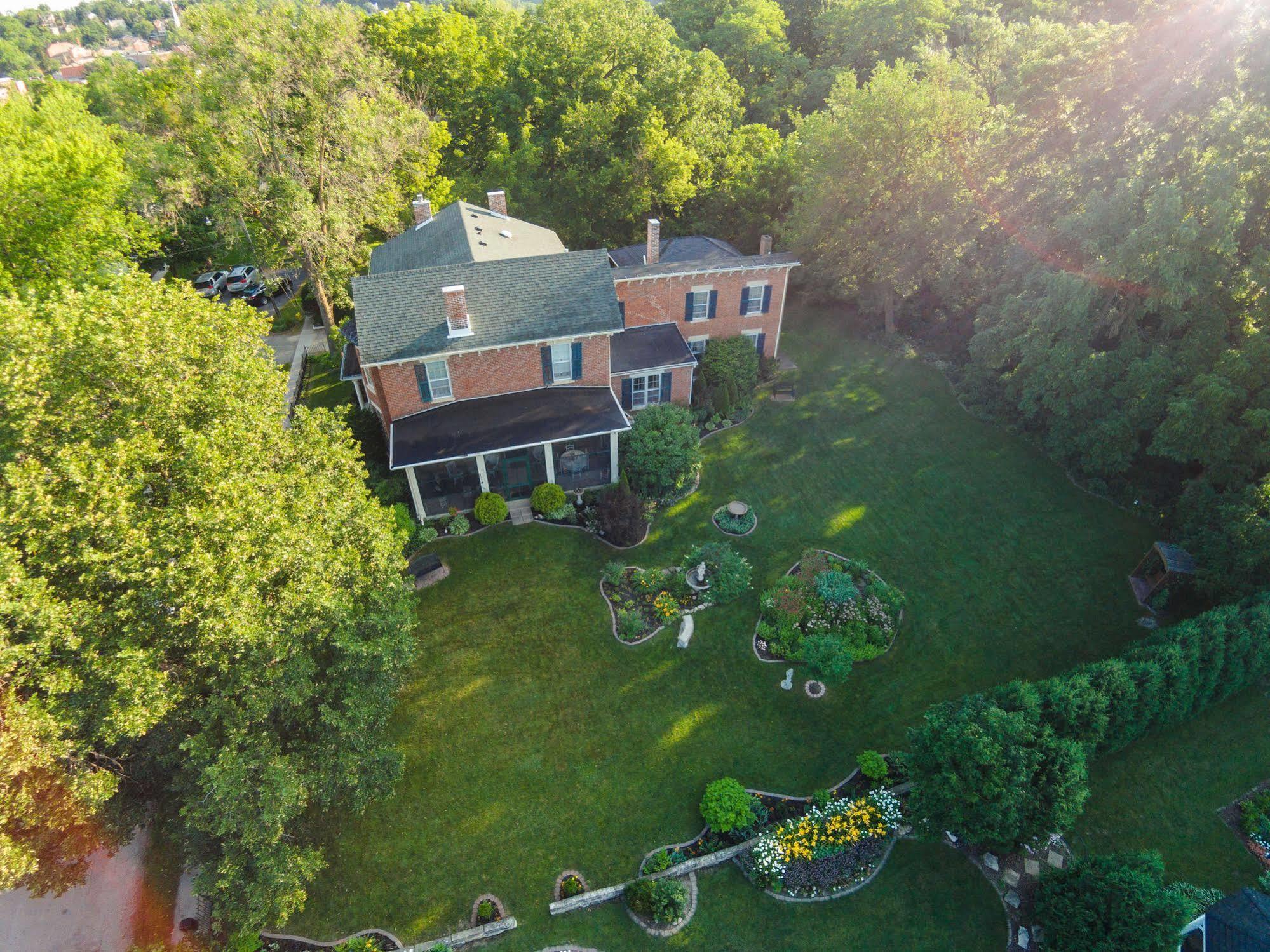 Aldrich Guest House Галена Екстериор снимка