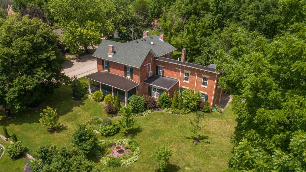Aldrich Guest House Галена Екстериор снимка